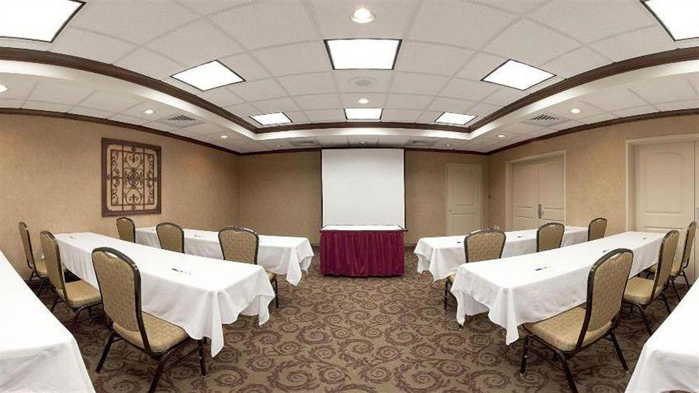 Holiday Inn Express Hotel & Suites Cape Girardeau I-55 By Ihg Exterior photo