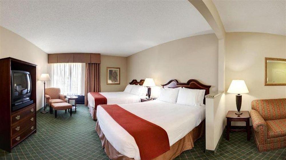 Holiday Inn Express Hotel & Suites Cape Girardeau I-55 By Ihg Exterior photo
