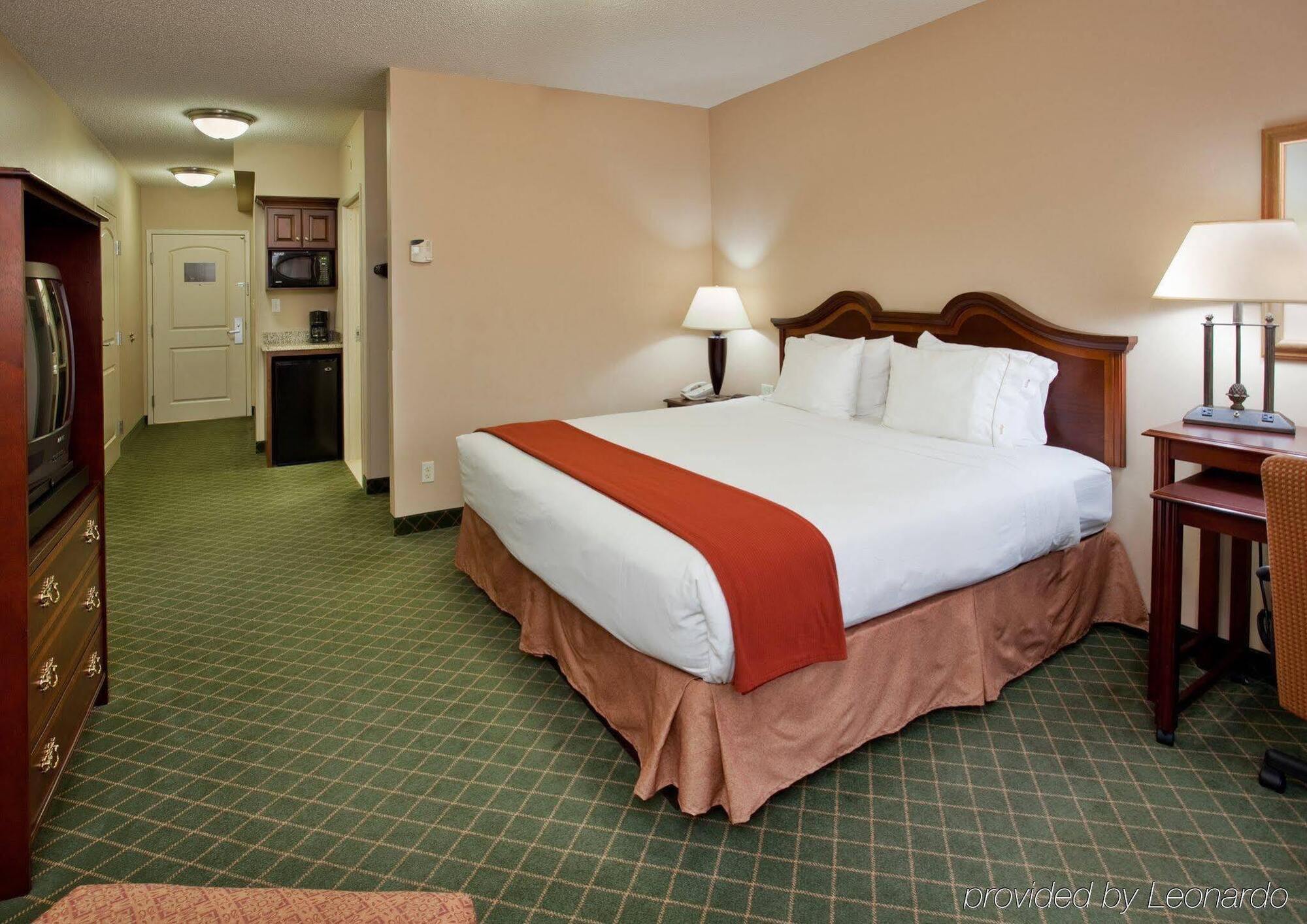 Holiday Inn Express Hotel & Suites Cape Girardeau I-55 By Ihg Exterior photo