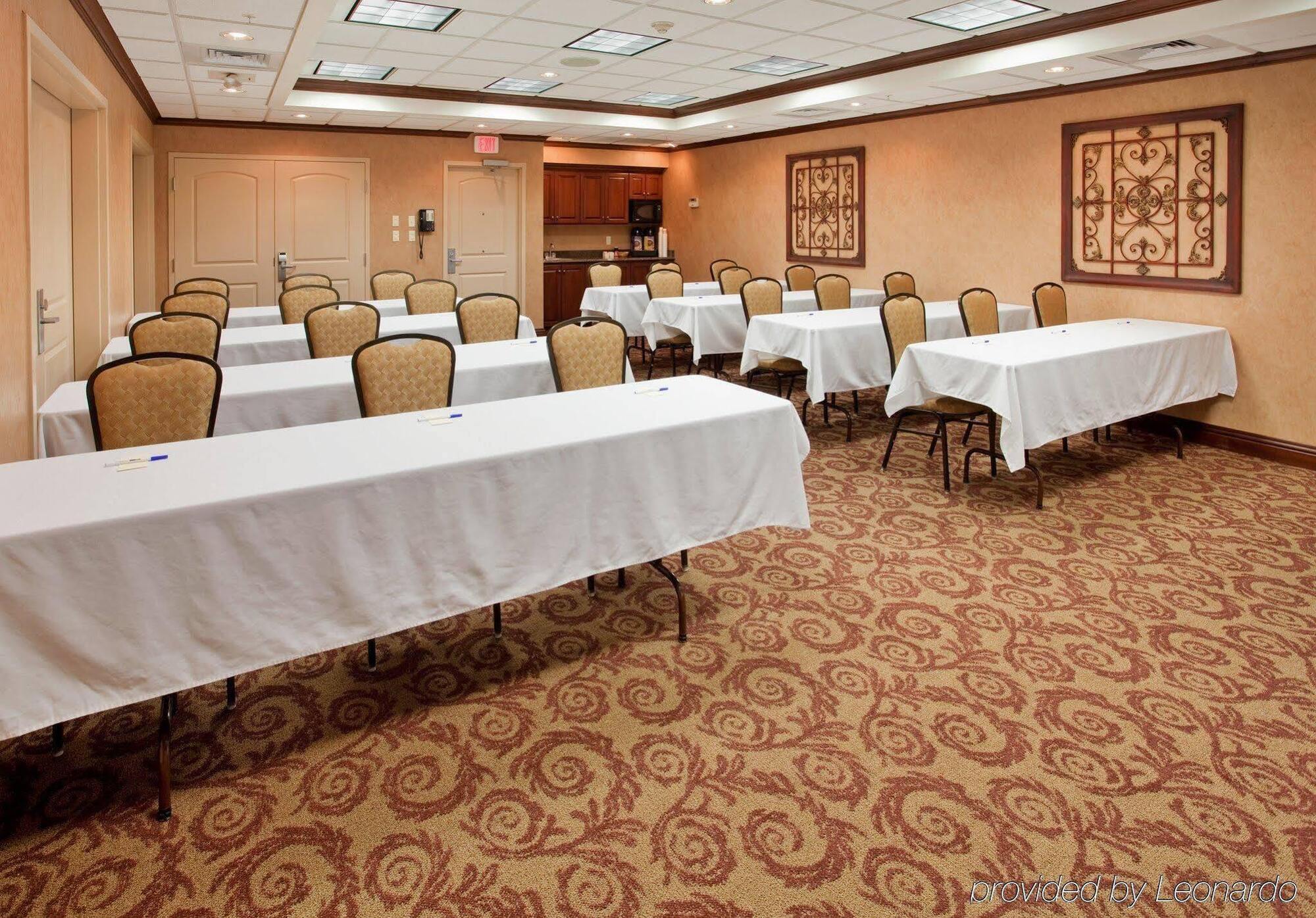 Holiday Inn Express Hotel & Suites Cape Girardeau I-55 By Ihg Exterior photo